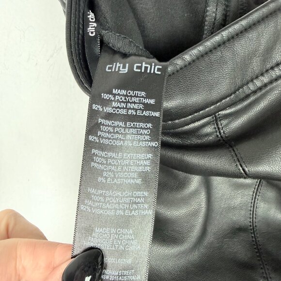NWT City Chic Faux Leather Weekender Pant Ankle Black Plus Size 18 NEW - Picture 11 of 11